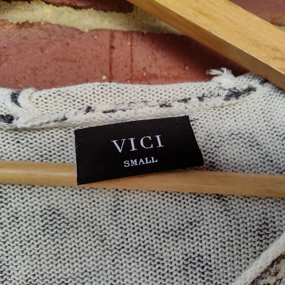 VICI Houdini Top - Picture 5 of 6